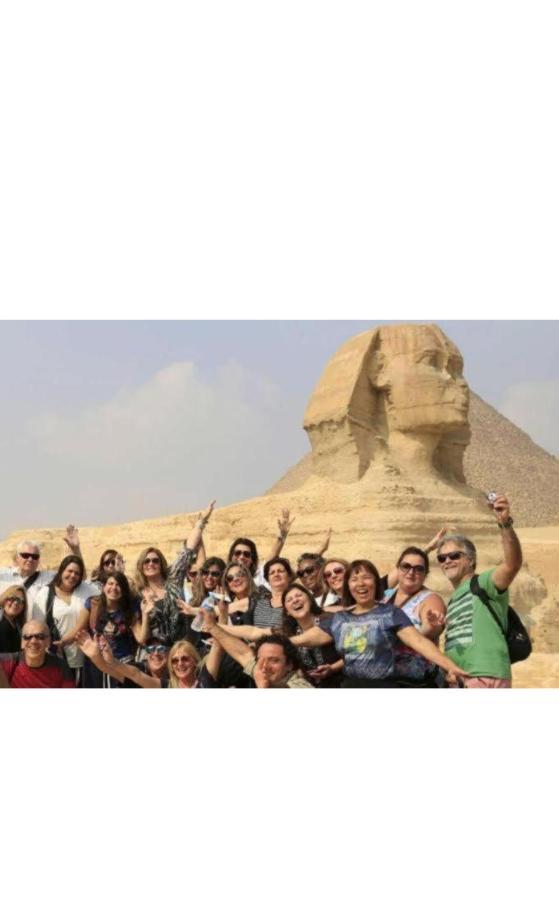 Mesho Falcon Pyramids View Inn Kafret el-Gabal Esterno foto