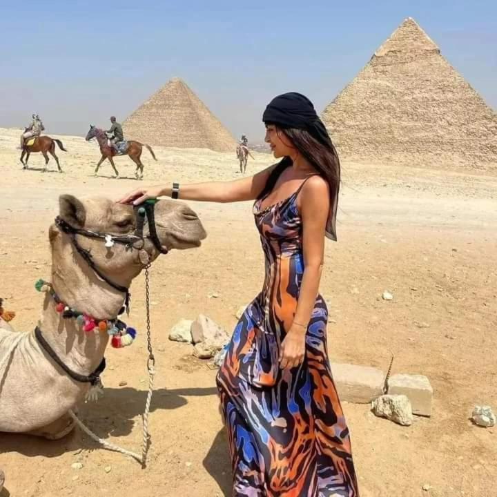 Mesho Falcon Pyramids View Inn Kafret el-Gabal Esterno foto